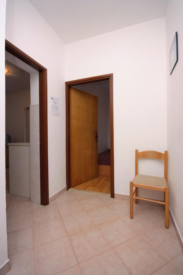 Apartments By The Sea Vrsi - Mulo, Zadar - 5951 Ngoại thất bức ảnh