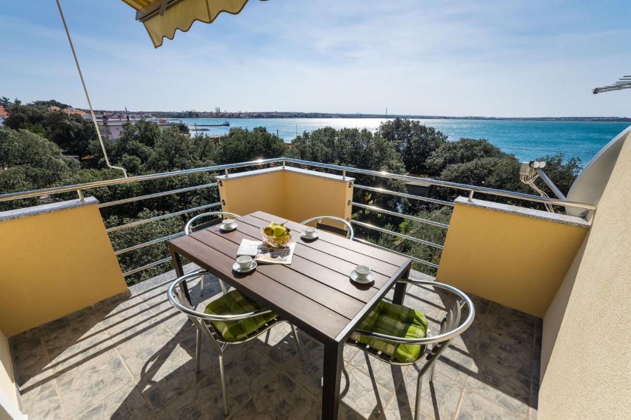 Apartments By The Sea Vrsi - Mulo, Zadar - 5951 Ngoại thất bức ảnh