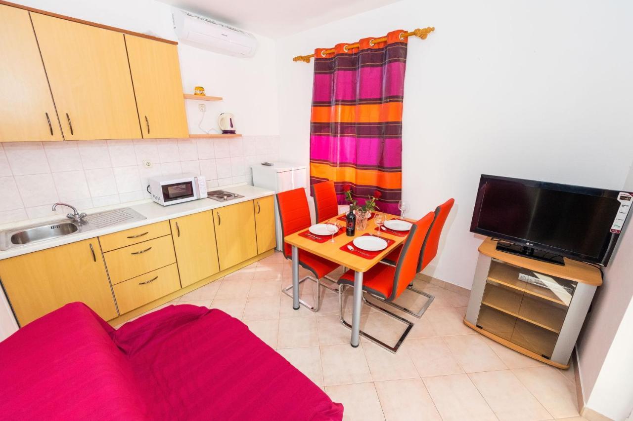 Apartments By The Sea Vrsi - Mulo, Zadar - 5951 Ngoại thất bức ảnh