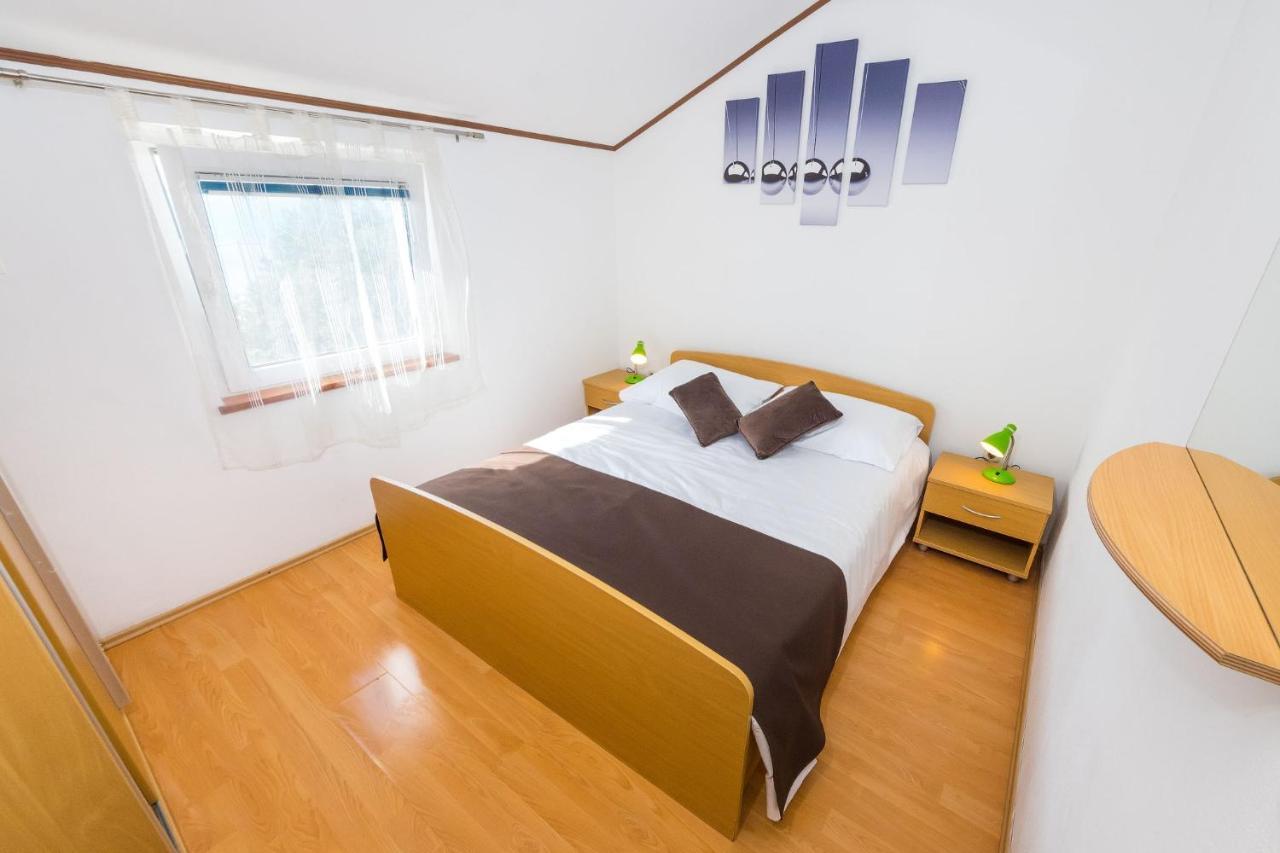 Apartments By The Sea Vrsi - Mulo, Zadar - 5951 Ngoại thất bức ảnh